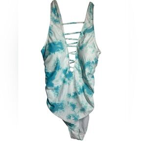 YMI One Piece Swimsuit Size 1X Ruched Bodice Plunge Neckline NWT Retails $80